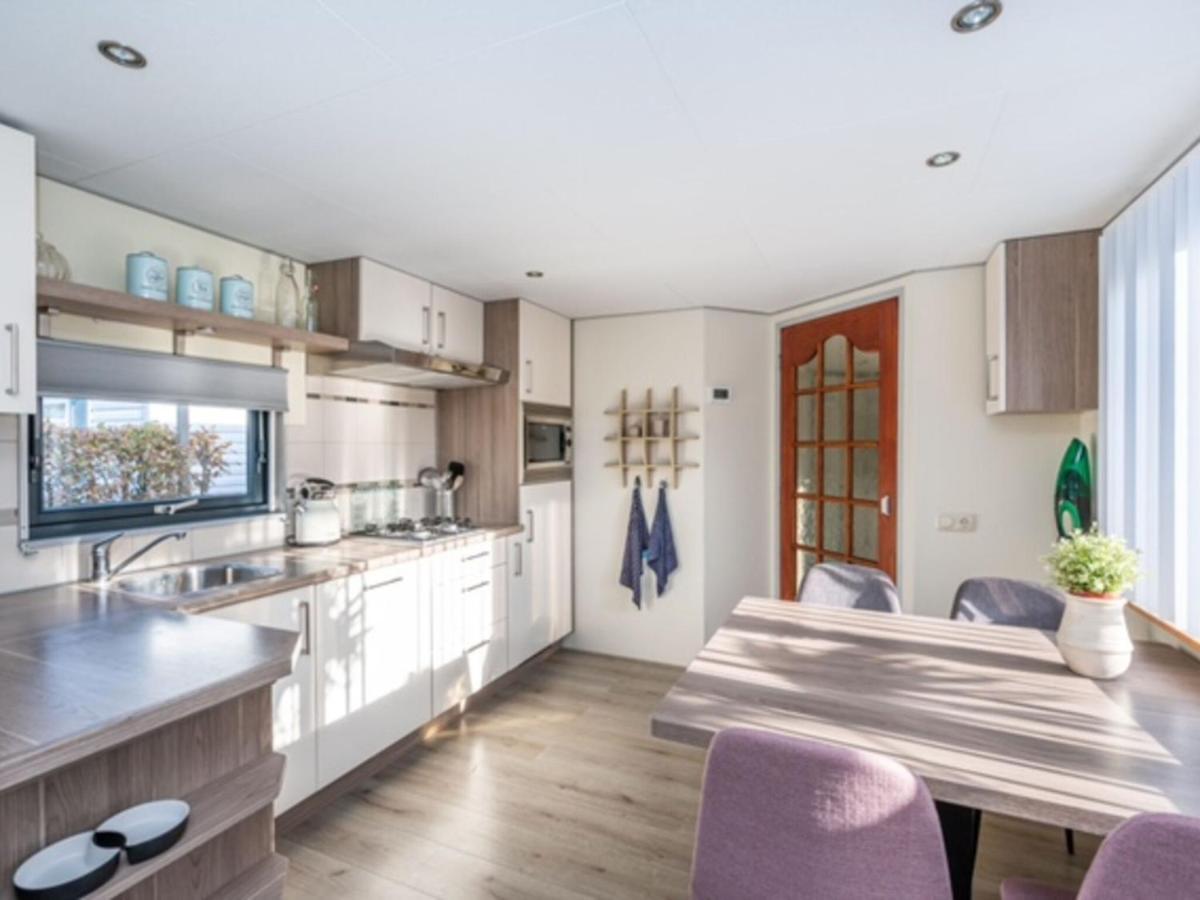 Chalet Sea Rocks With View And Garden Goedereede Exteriör bild