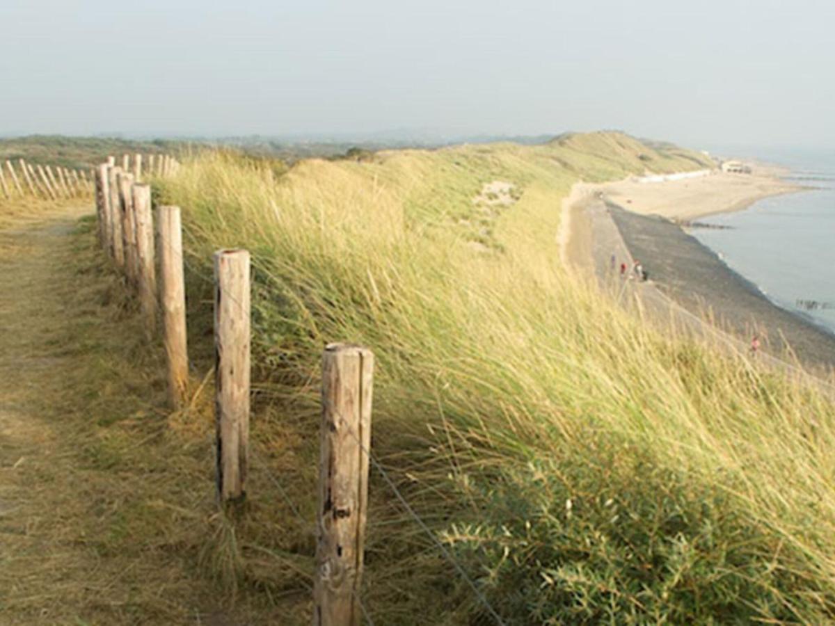 Chalet Sea Rocks With View And Garden Goedereede Exteriör bild