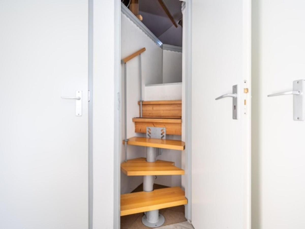 Chalet Sea Rocks With View And Garden Goedereede Exteriör bild