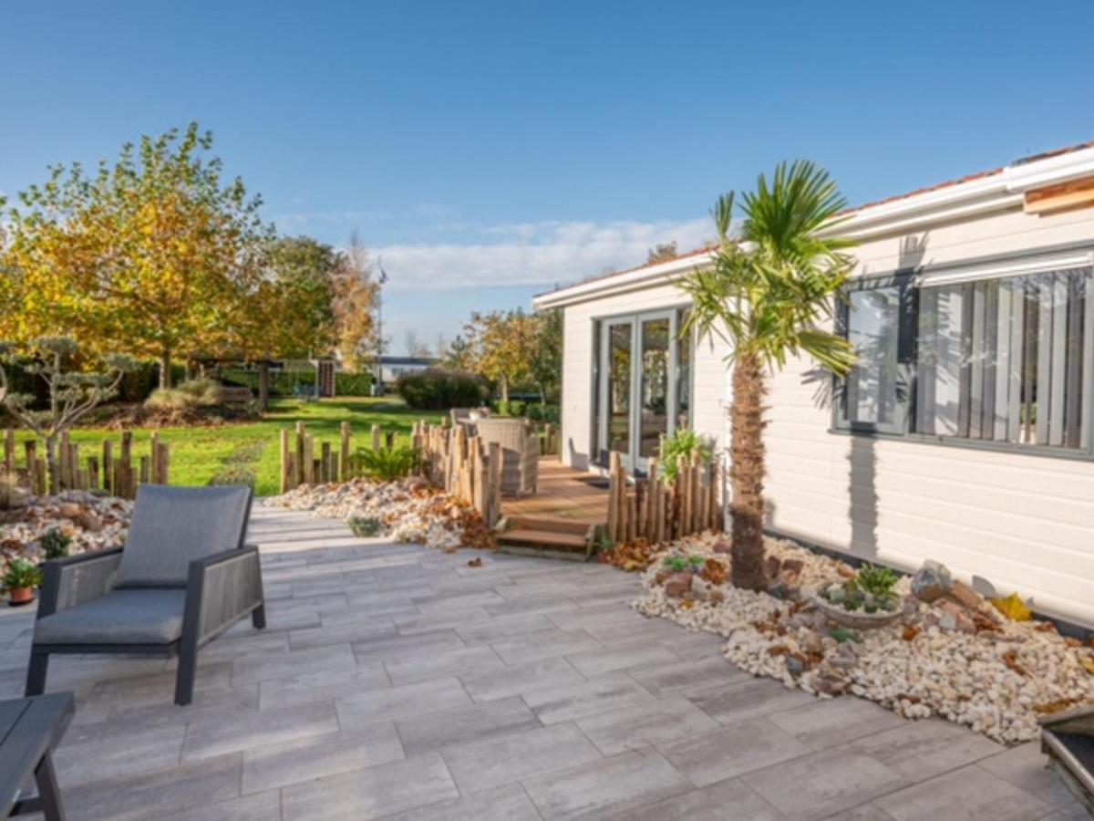 Chalet Sea Rocks With View And Garden Goedereede Exteriör bild